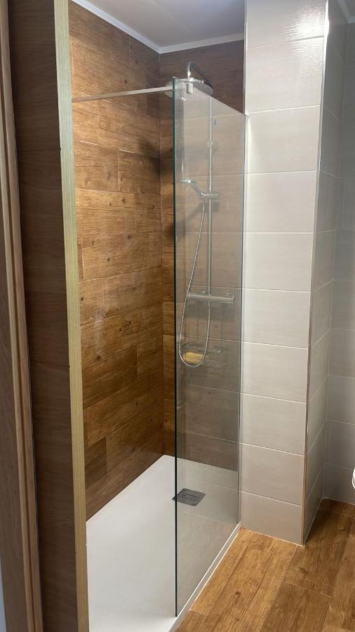 Del Mar 1c - New First Floor One Bed Flat Apartment *